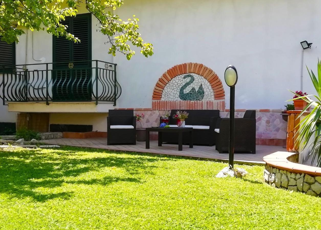 B&B Maison Villa Vittorio Avella Exterior photo